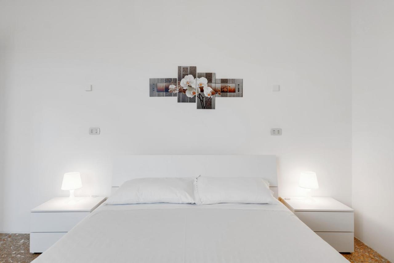 Lulli Cozy Apartment With Balcony Floransa Dış mekan fotoğraf