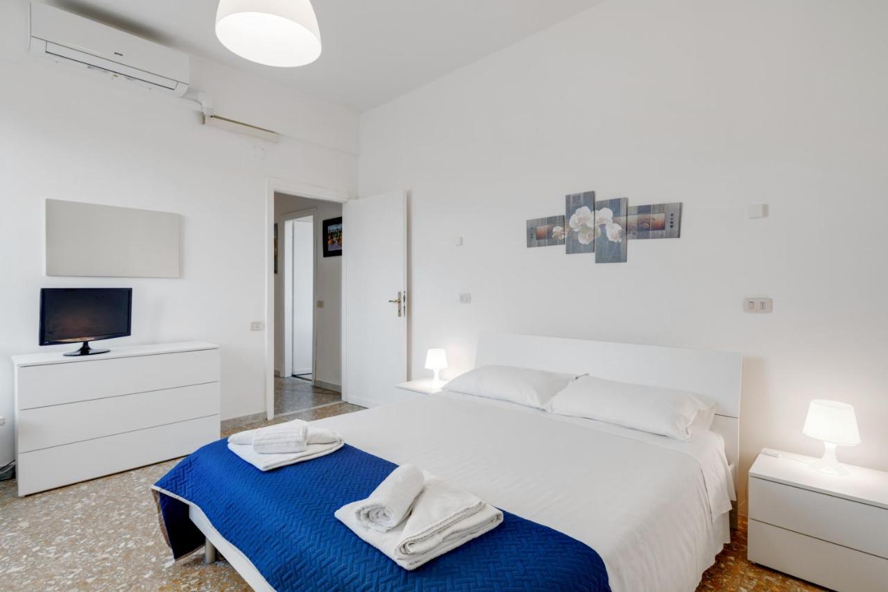 Lulli Cozy Apartment With Balcony Floransa Dış mekan fotoğraf
